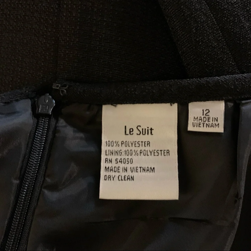 Le Suit Straight Cut Skirt - Picture 6 of 6